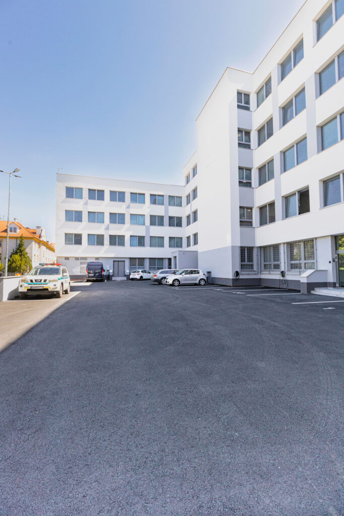 Okresné riaditeľstvo PZ – Vajnorská ulica, Bratislava – foto 1 | PANNONIA STEEL
